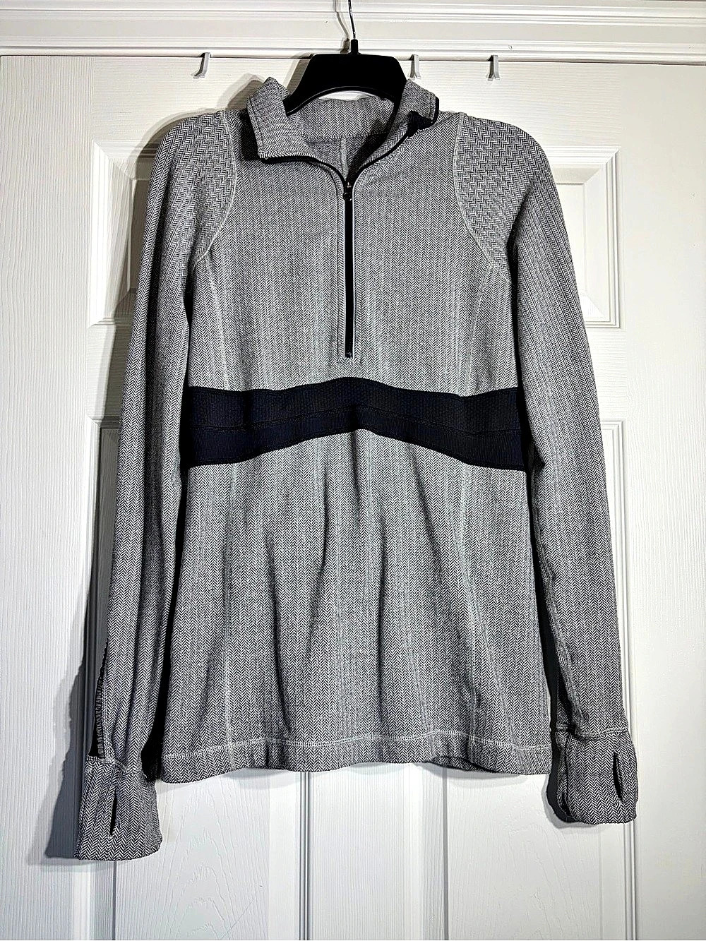 lululemon athletica full tilt pullover Size 10